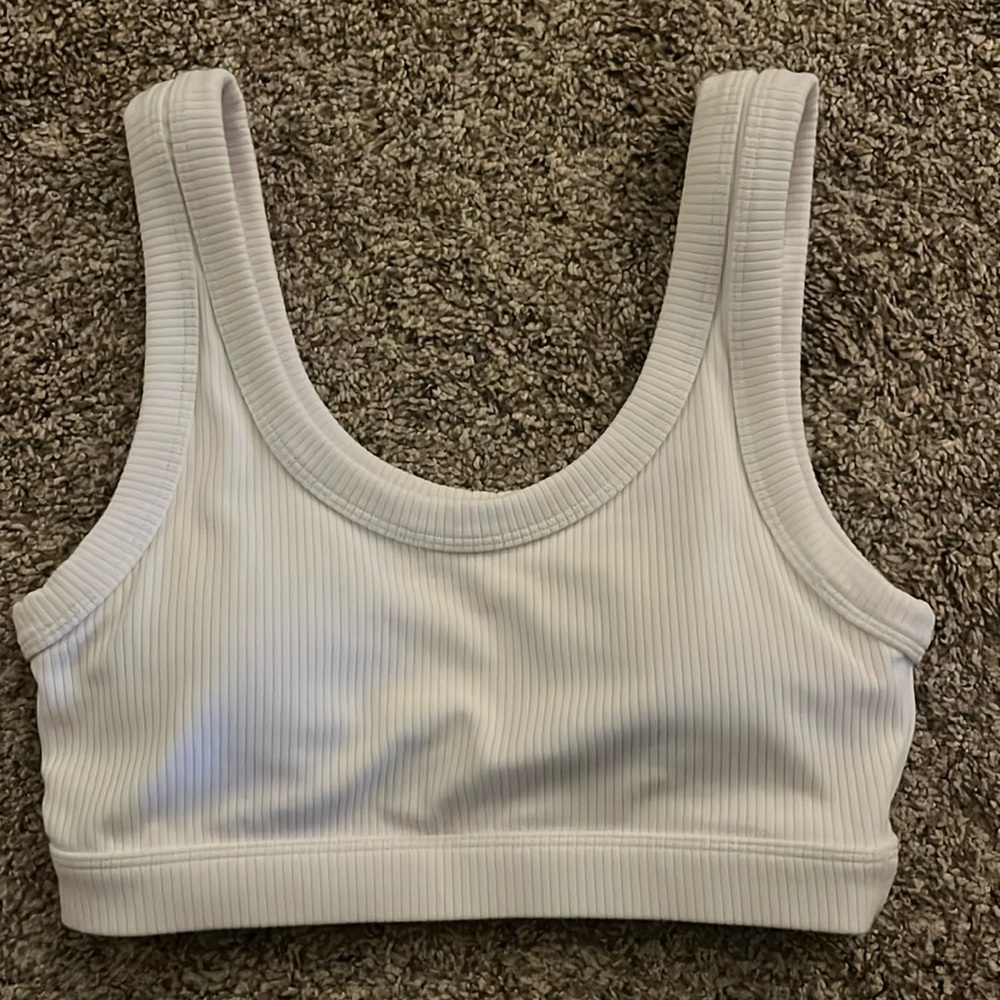 Alo women’s white sports bra